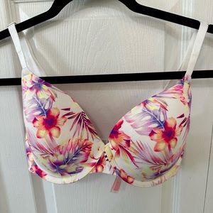 Victoria’s Secret Lightly-Lined Full Coverage Bra